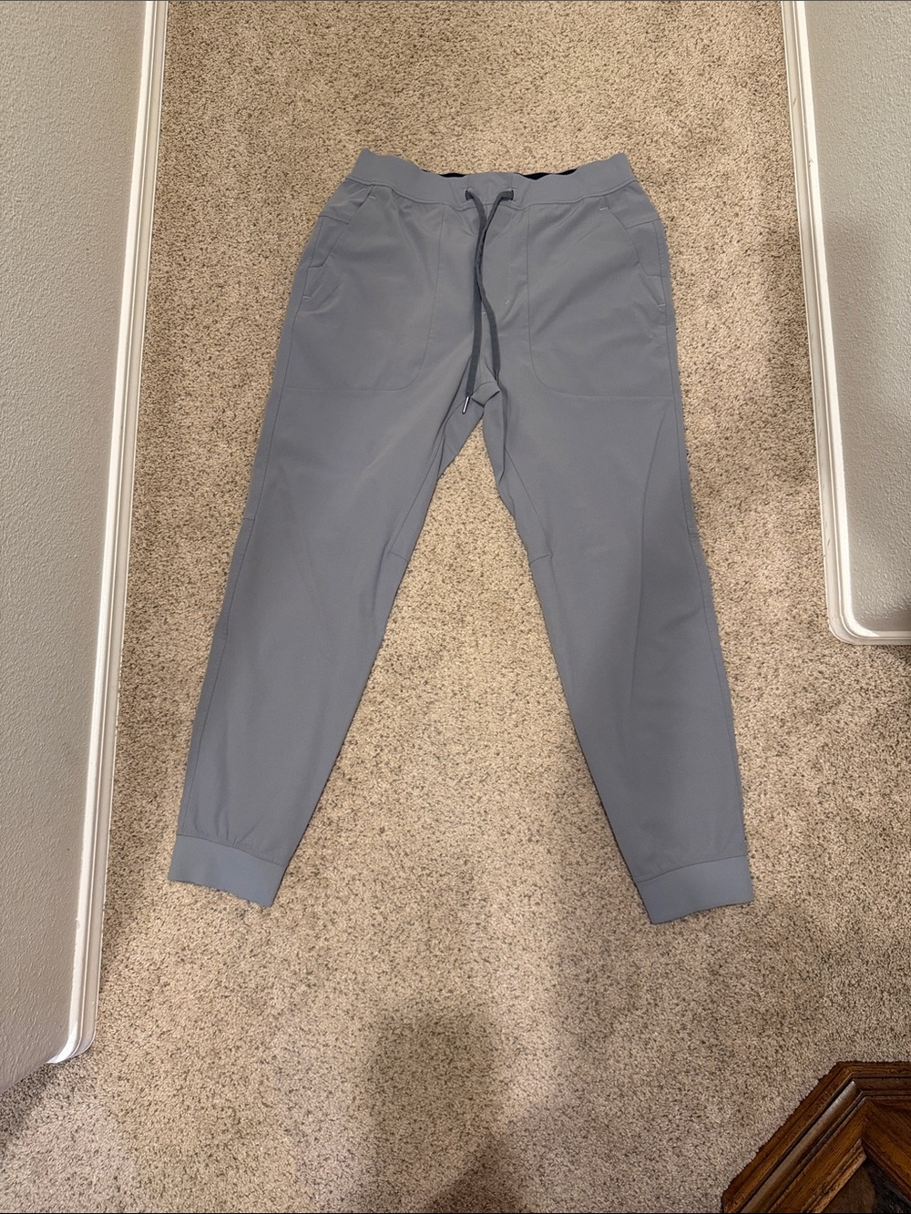 lululemon athletica Men’s ABC Gray Jogger Pants Size Large